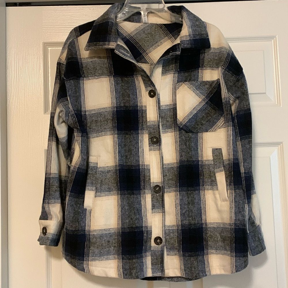 ZENANA, flannel plaid, jacket shirt, great condition, ladies medium